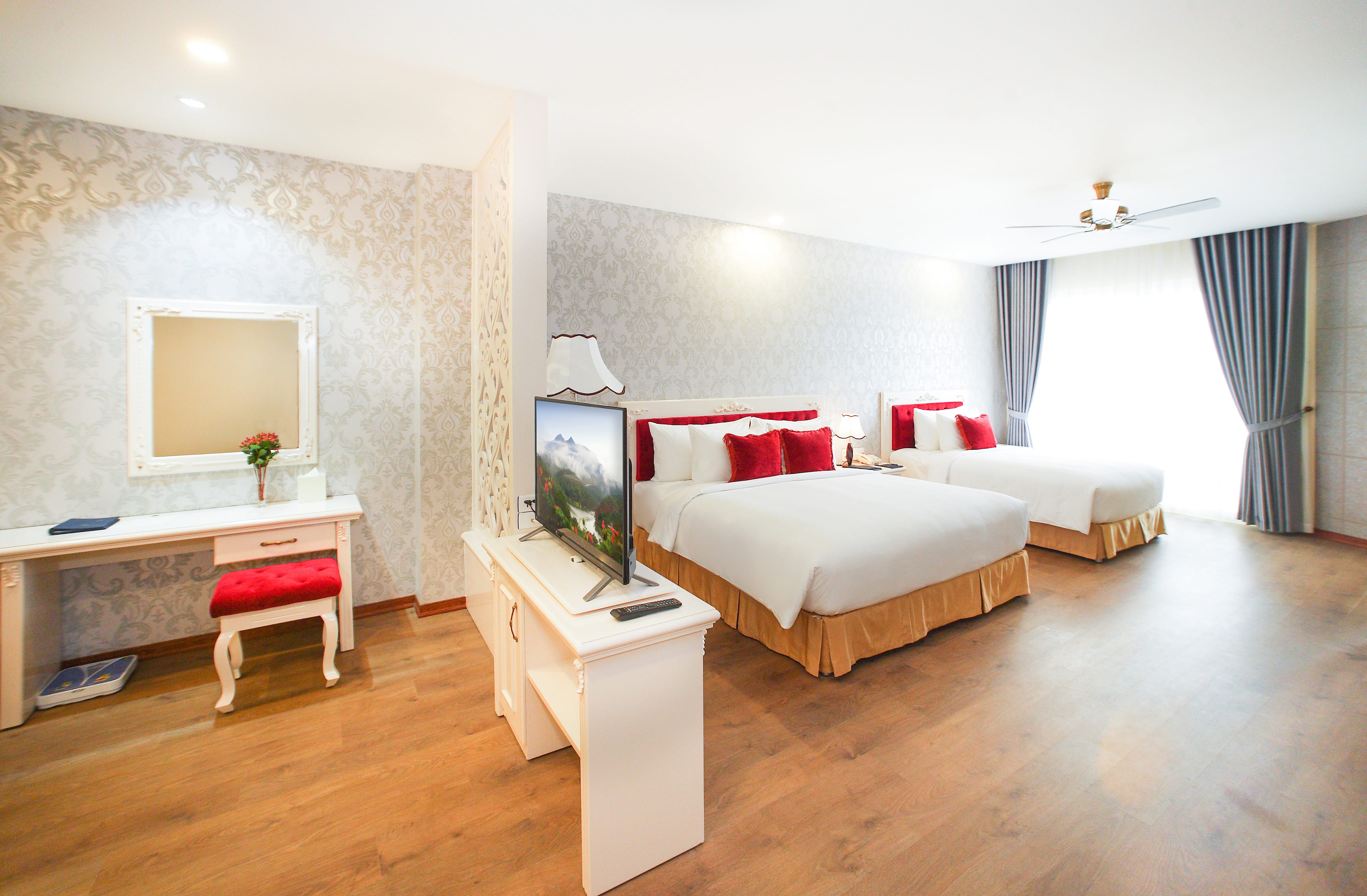 Phòng Deluxe Triple